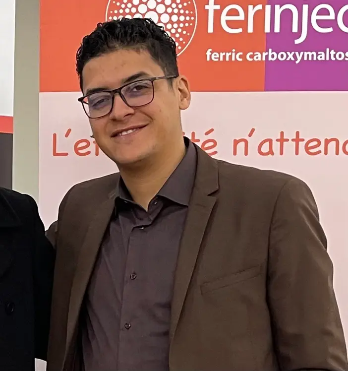 Portrait du Dr Ayoub Amghar, gynécologue obstétricien à Oued Zem